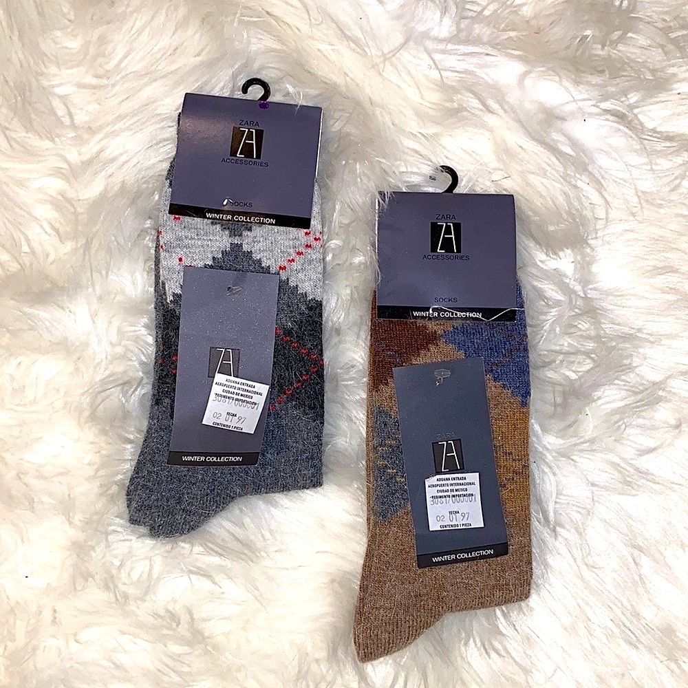 NWT Zara socks USA size M